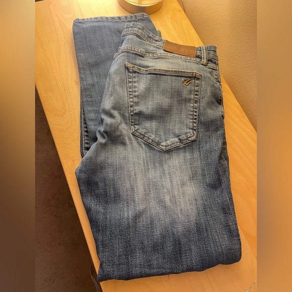 William Rast - Picture 4 of 4